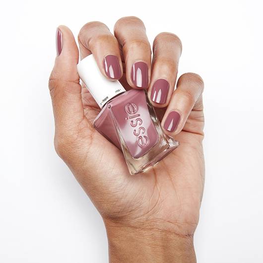 Essie Gel Couture - Not What It Seams