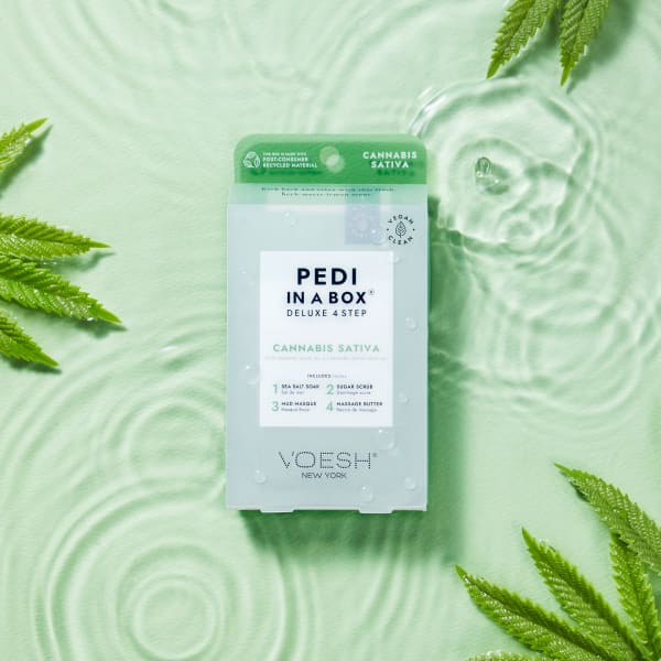VOESH Pedi in a Box Deluxe 4 Step - Cannabis Sativa