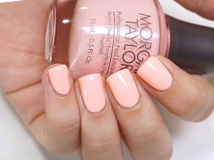 MORGAN TAYLOR® NAIL LACQUER - 3110254 - ALL ABOUT THE POUT