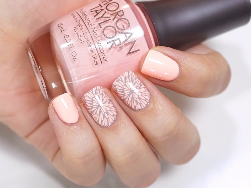 MORGAN TAYLOR® NAIL LACQUER - 3110254 - ALL ABOUT THE POUT