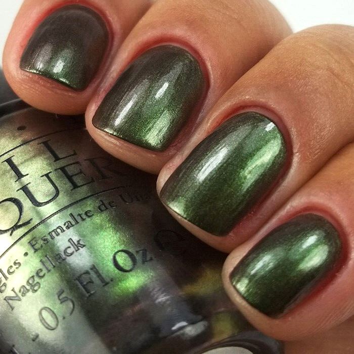 OPI NAIL LACQUER - NLC18 - Green on the Runway