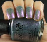 CND VINYLUX - #179 Dazzling Dance